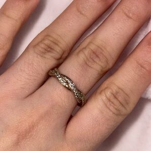 Pandora rose gold ring